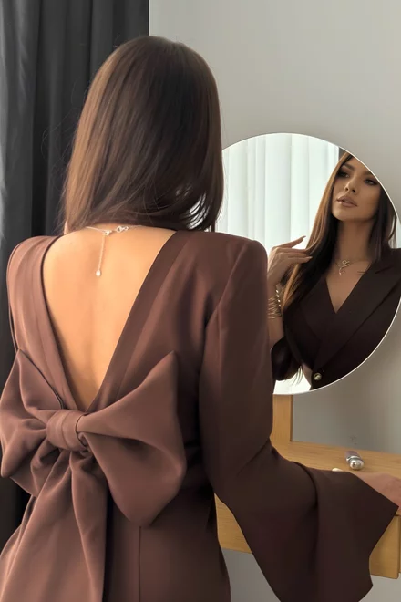 Rochie Tip Sacou, cu Funda Maxi la Spate, si Maneci Lungi Crapate, Eyrenne, Maro