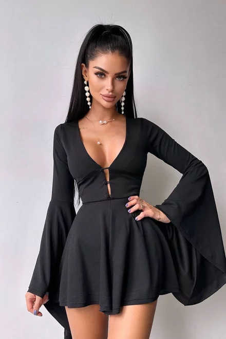 Salopeta Scurta de Dama, din Crep Elastic, cu Maneci Lungi Evazate si Decolteu Adanc, Zehra, Neagra