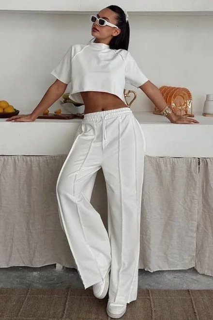 Trening de Dama, din Bumbac, Tricou Scurt si Pantaloni Lejeri cu Cusaturi Evidentiate, TrueMotion, Alb