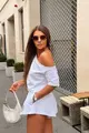 Trening din Doua Piese, Bluza Lasata pe un Umar si Pantaloni Scurti cu Buzunare, Perugia, Alb
