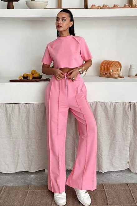 Trening Lejer din Bumbac, Doua Piese, Tricou si Pantaloni cu Cusaturi Evidentiate, Performance, Roz