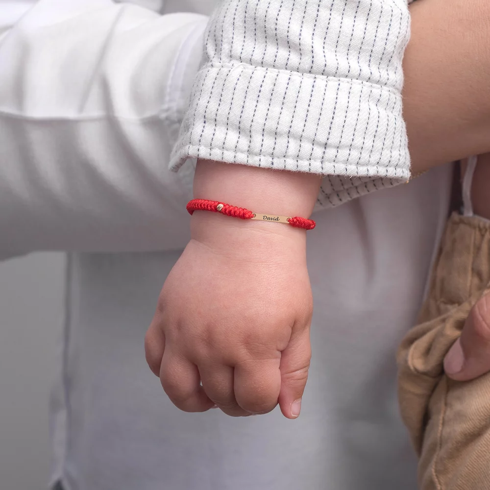 bratara-aur-bebe-si-copil-baietel-snur-impletit-tubular-cu-bilute-si-placuta-personalizata-14-mm-106651-2.webp
