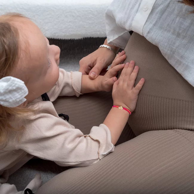 Bratara Aur copii, snur impletit tubular, discuri argila si inima, personalizata (8 mm)
