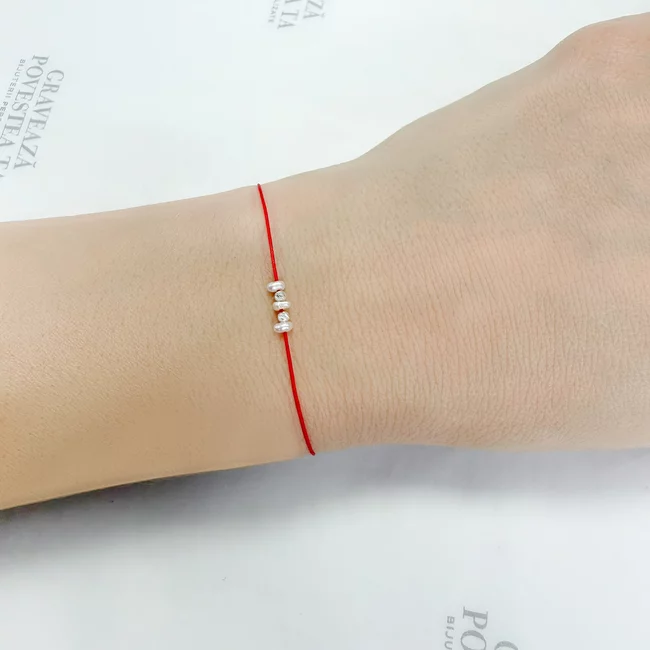 Brățară Mărțișor Aur 14K Premium – Bilute și Perle de Cultura