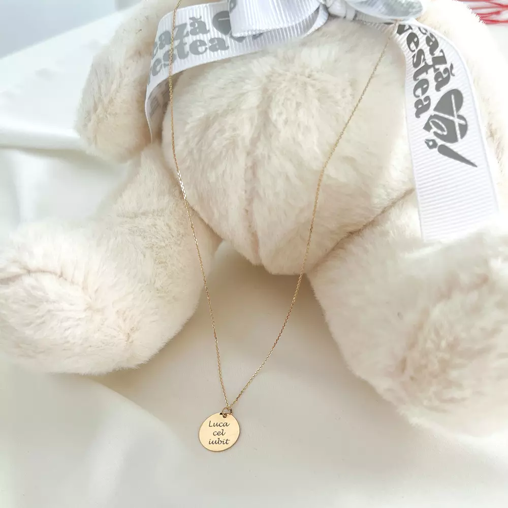 colier-pentru-copii-banut-12-mm-personalizat-gravura-text-aur-14k-122722-2.webp