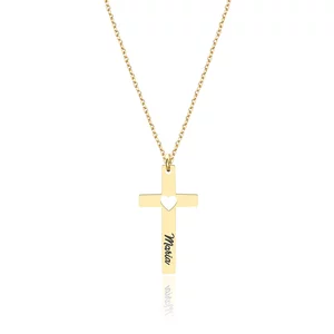 Lantisor Argint 925 Premium dama - cruce cu inima decupata si personalizata cu text (27 mm)