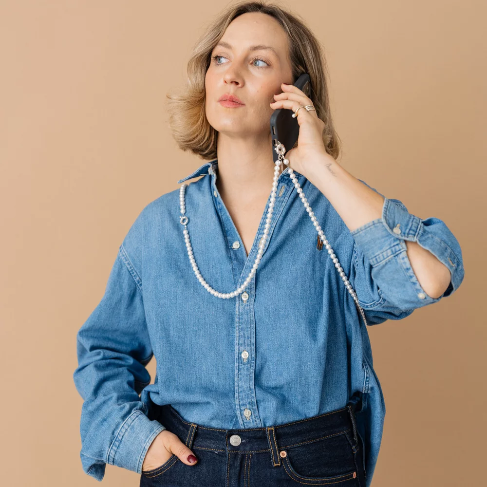 perla9-lant-telefon-colier-curea-the-classy-accesoriu-multifunctional-din-perle-scoica-placat-cu-argint-137103-2.webp