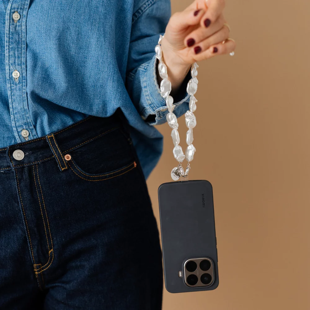 perla9-maner-telefon-colier-the-chunky-accesoriu-multifunctional-din-perle-sintetice-placat-cu-aur-galben-136422-2.webp