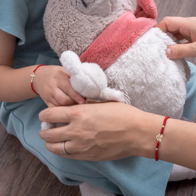 Bratara dama din Aur 14K Premium, cu snur reglabil si personalizata cu inima mica gravata (10 mm)